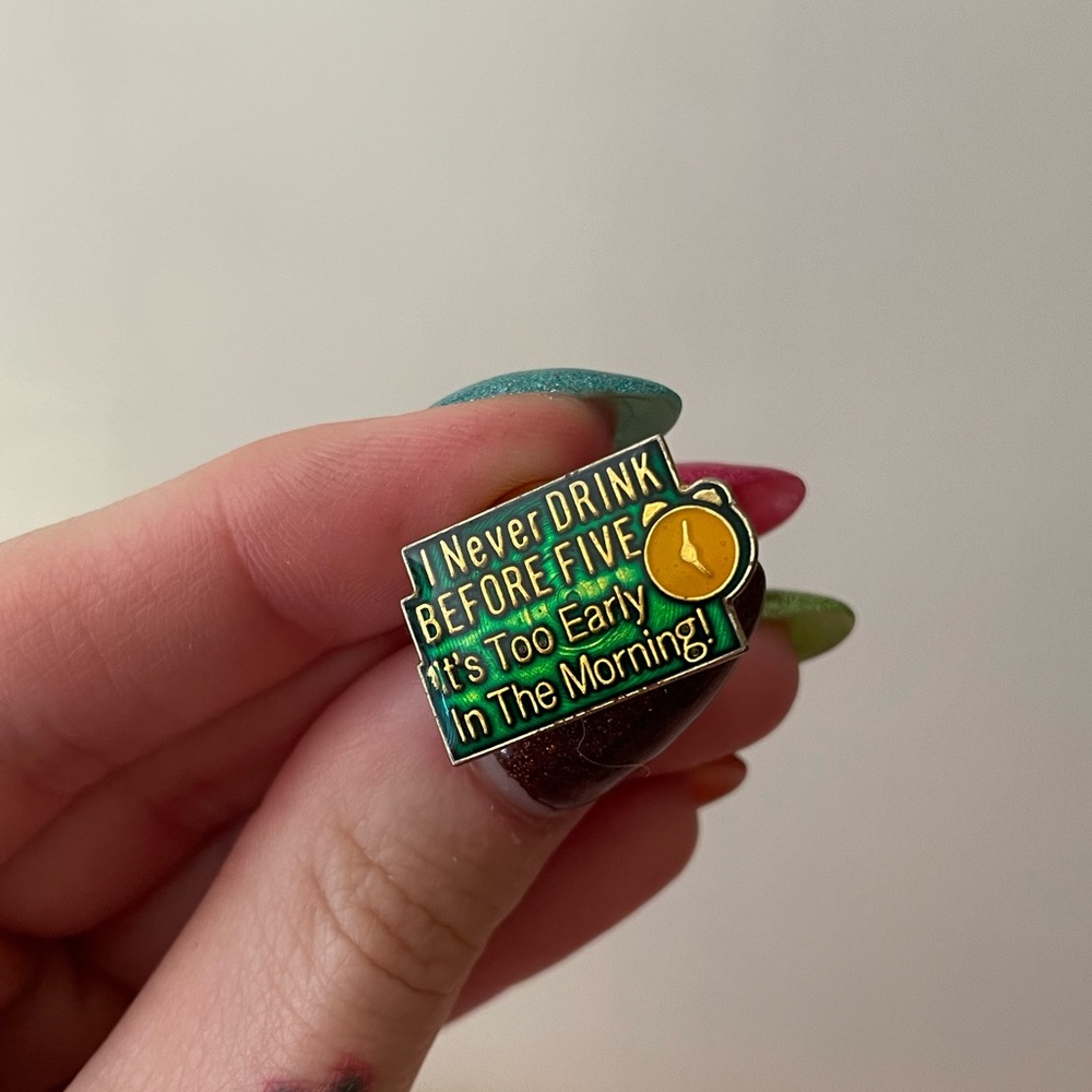 VINTAGE 1987 drinking humor pin